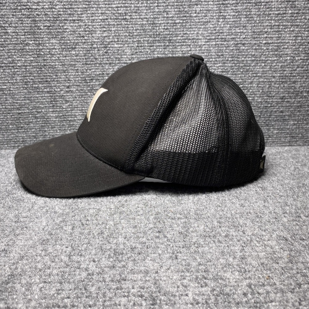 Hurley Hat Cap Snap Back Black White Mesh Trucker Embroidered Logo Mens Classic - Picture 5 of 10